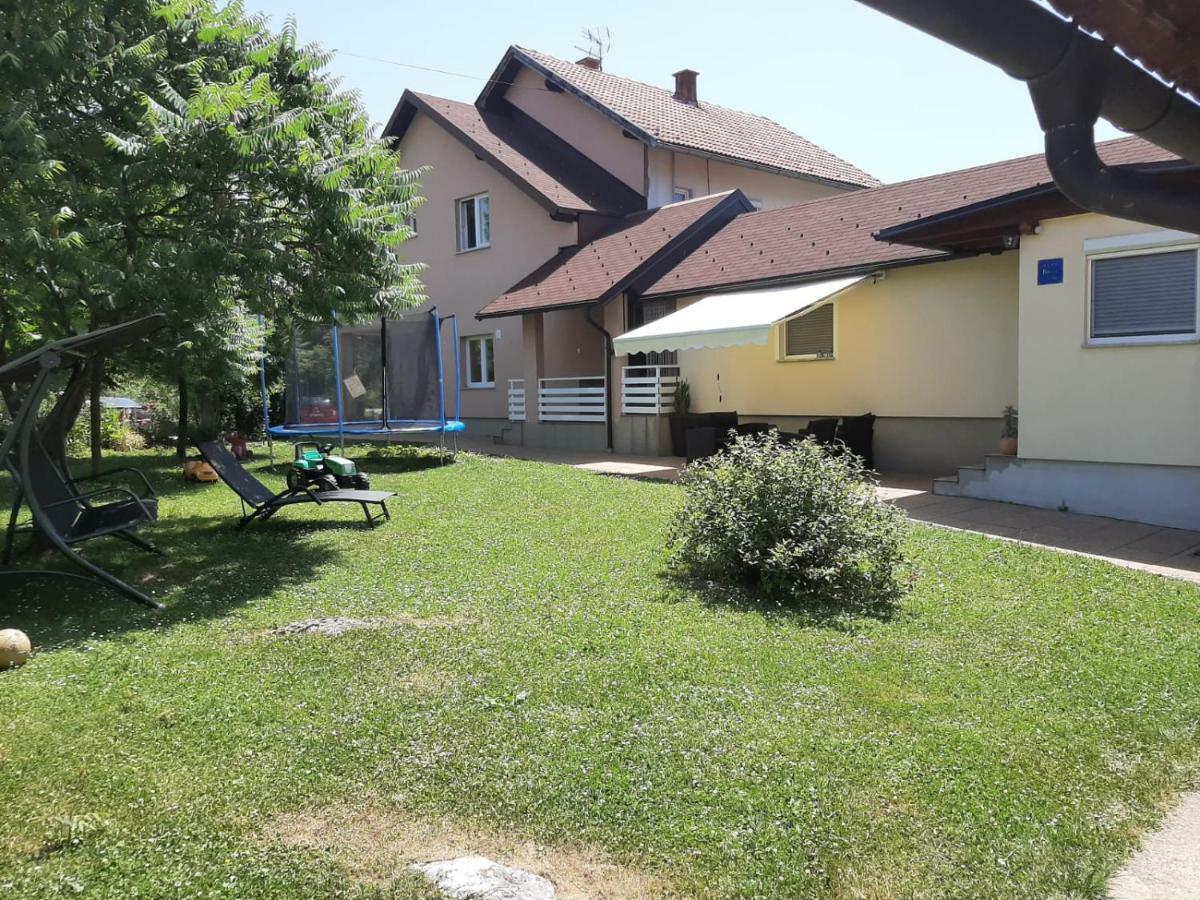 Apartment King Seliste Dreznicko Exterior photo